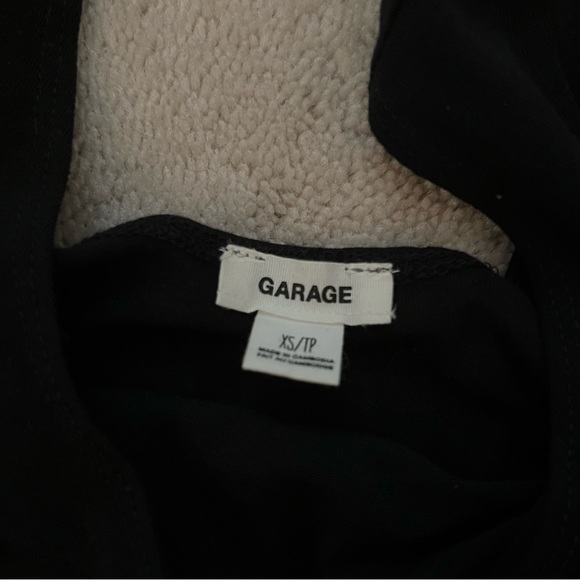 Garage Black Crop Top - Picture 3 of 3